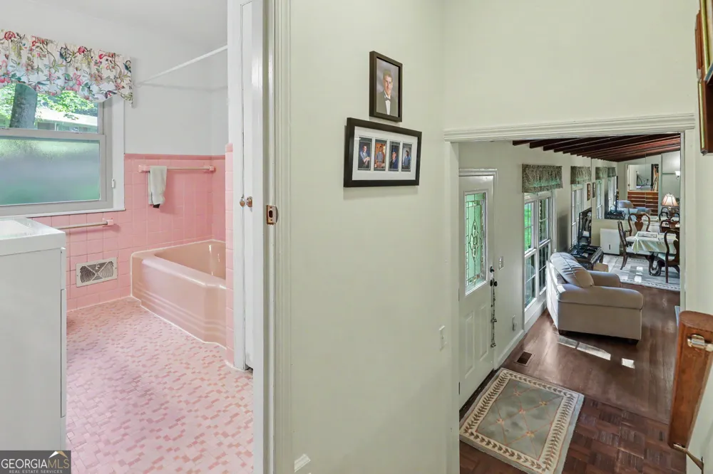81 Starling Hill LN Clayton, GA 30525
