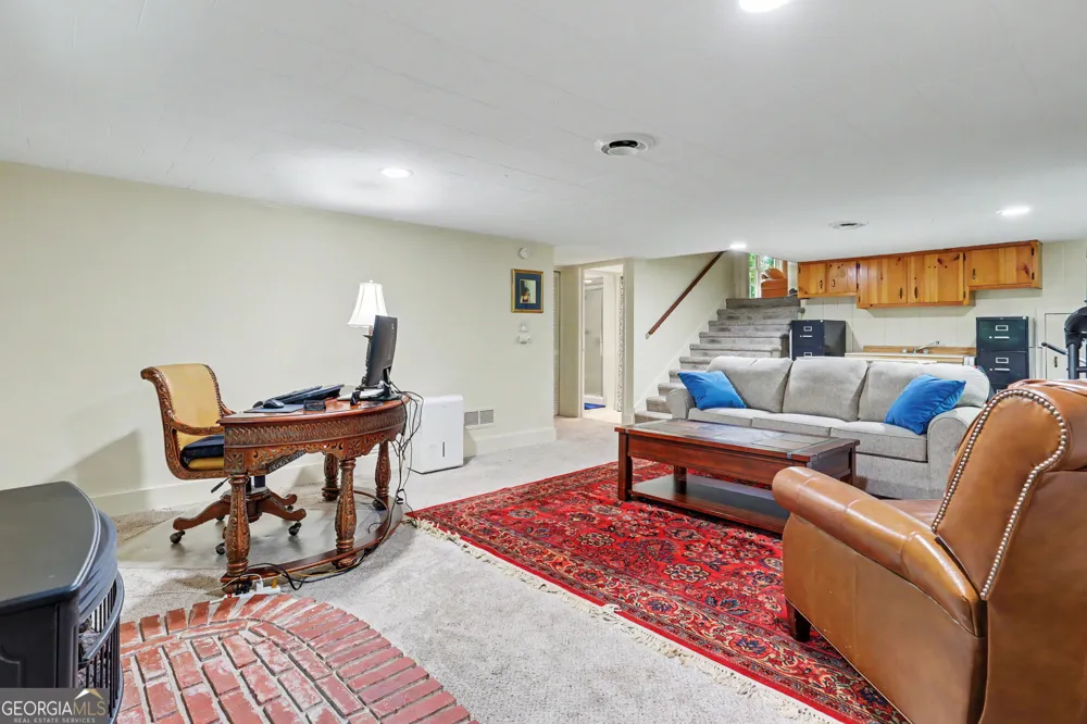 81 Starling Hill LN Clayton, GA 30525