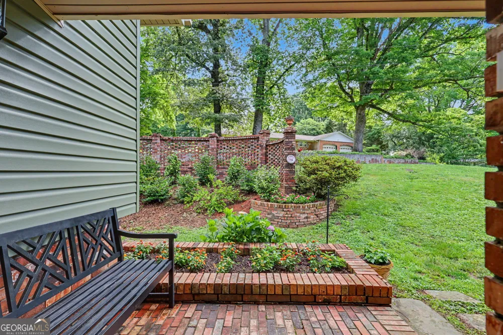 81 Starling Hill LN Clayton, GA 30525
