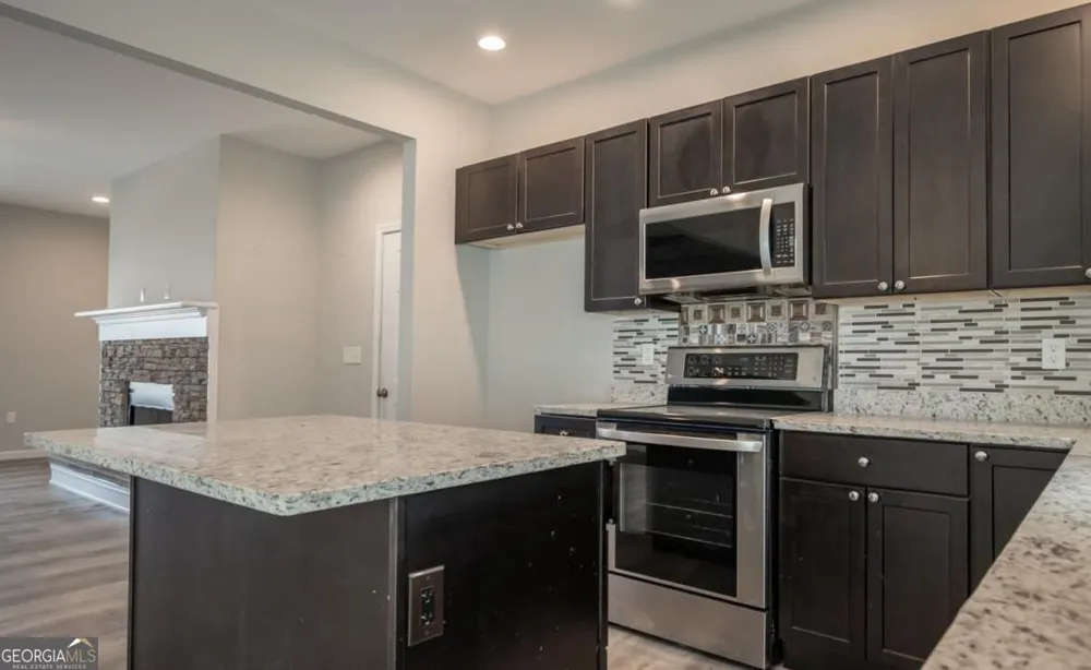 2446 Remington DR Commerce, GA 30529