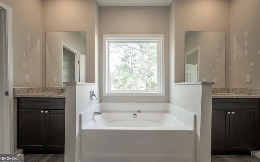 2446 Remington DR Commerce, GA 30529