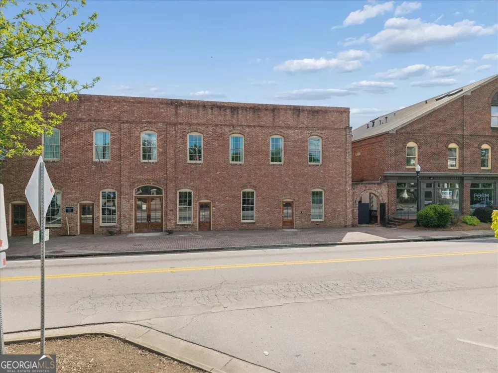200 W Washington St, Unit C Madison, GA 30650