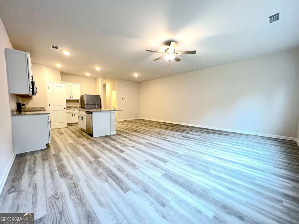 4113 Oakwood Ter CT Oakwood, GA 30566