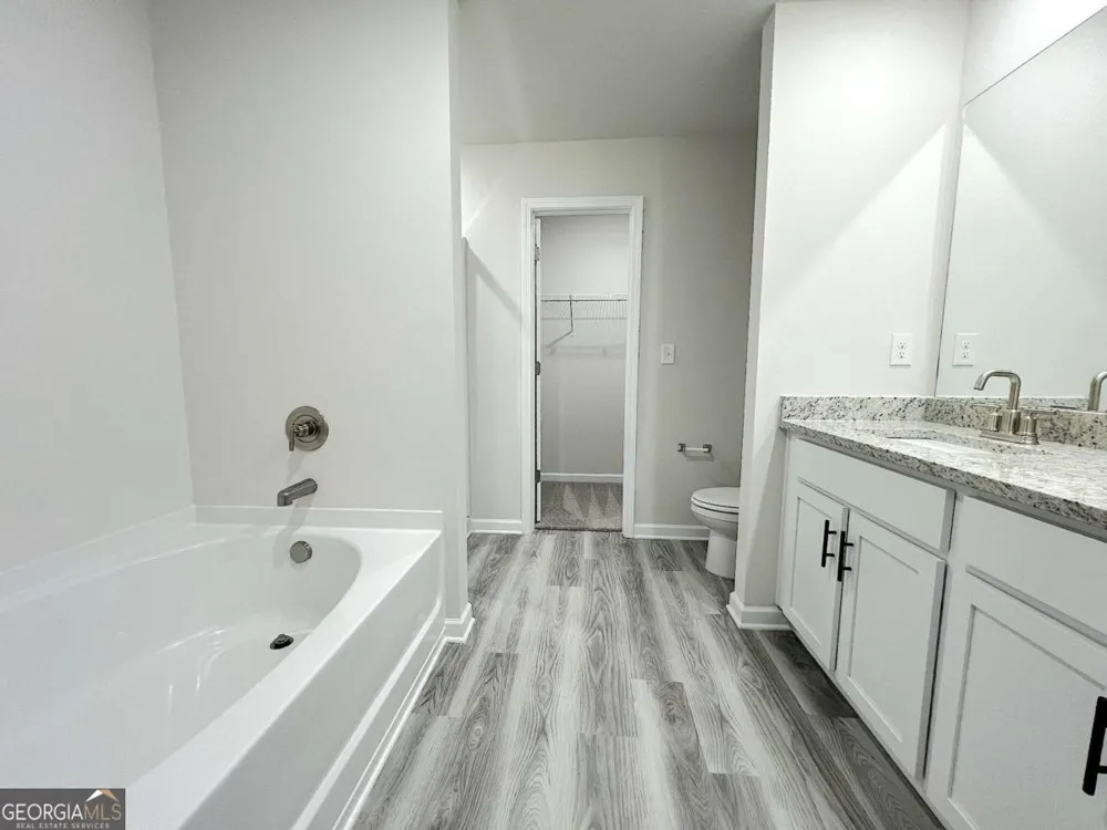 4113 Oakwood Ter CT Oakwood, GA 30566