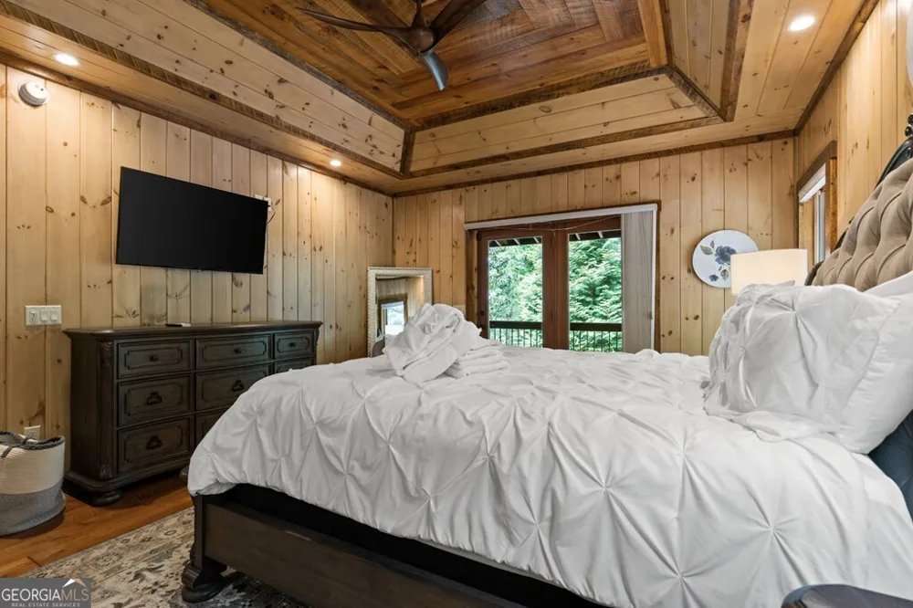 91 River RD Cherry Log, GA 30522
