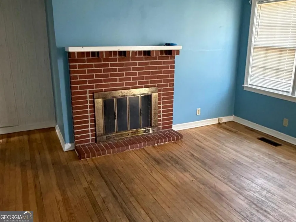 2006 Stonewall ST Dublin, GA 31021