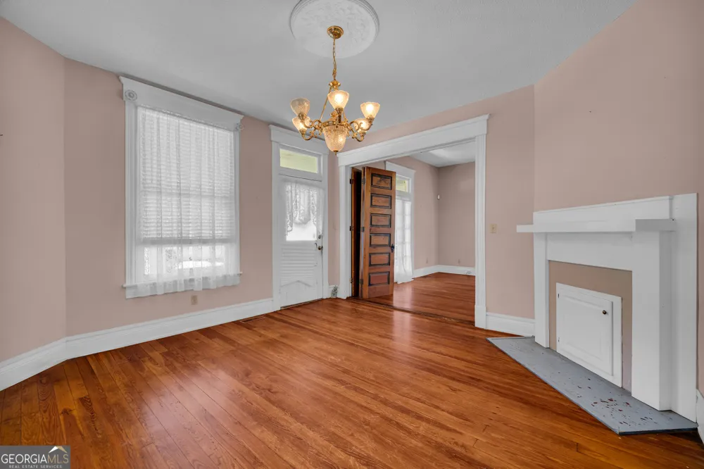 170 S Mcintosh ST Elberton, GA 30635