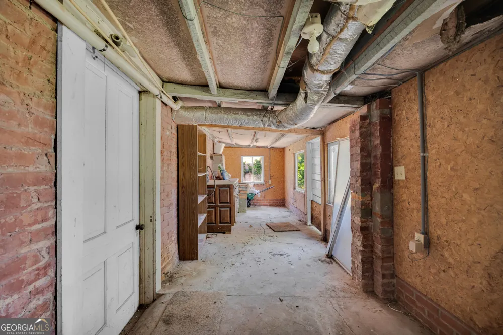 170 S Mcintosh ST Elberton, GA 30635