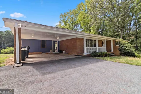1646 Highway 92 N