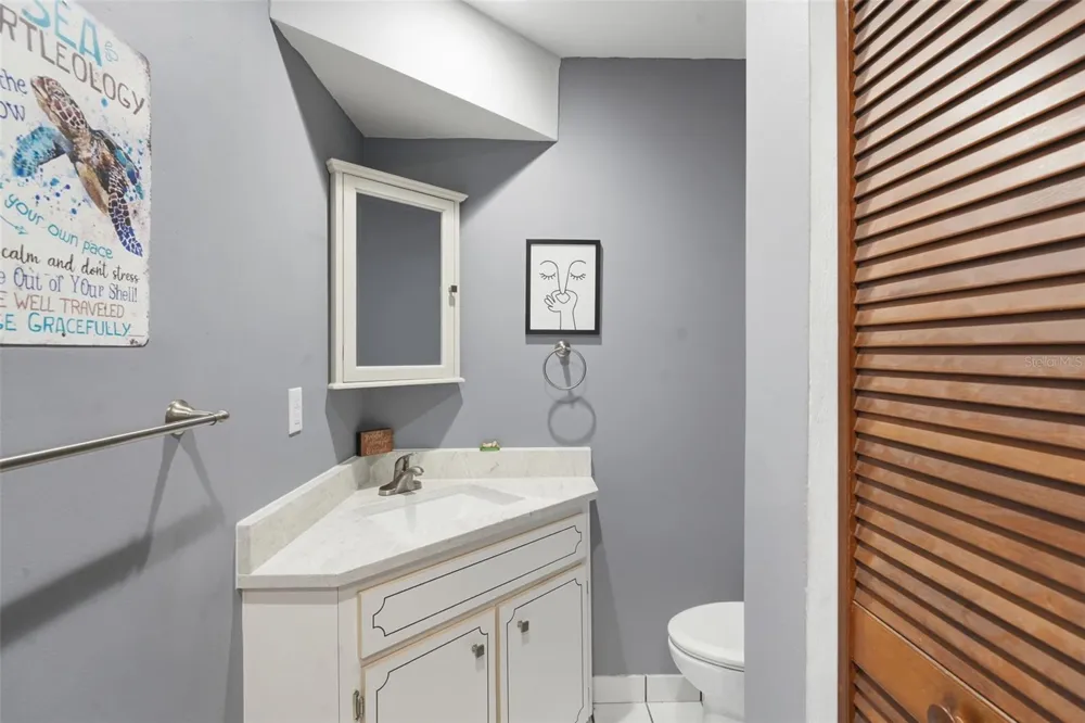 82 JENNIFER CIRCLE Ponce Inlet, FL 32127