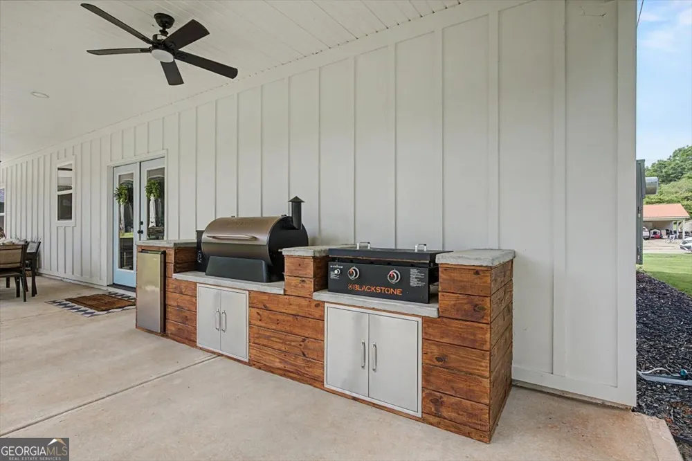 91 Holly RD Bowdon, GA 30108