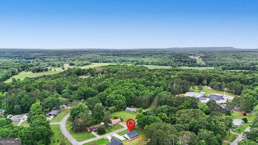 91 Holly RD Bowdon, GA 30108