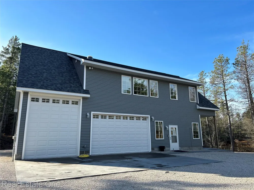 251 S Lake Michigan Rd S Doyle Township, MI 49840