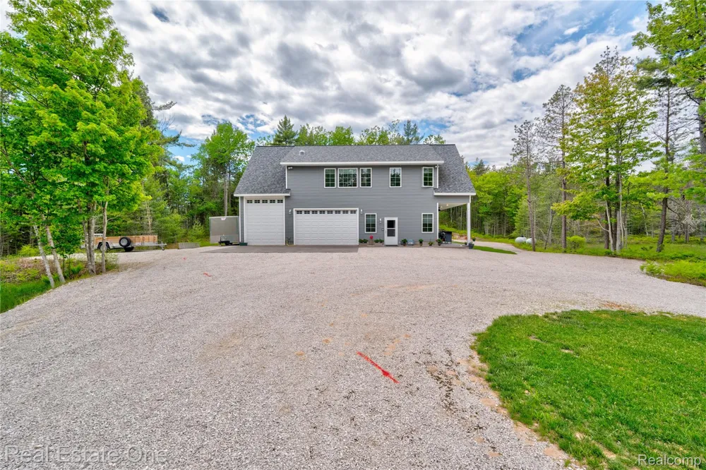 251 S Lake Michigan Rd S Doyle Township, MI 49840