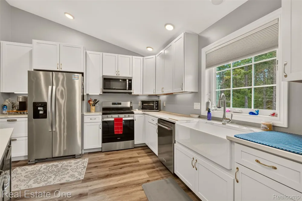 251 S Lake Michigan Rd S Doyle Township, MI 49840