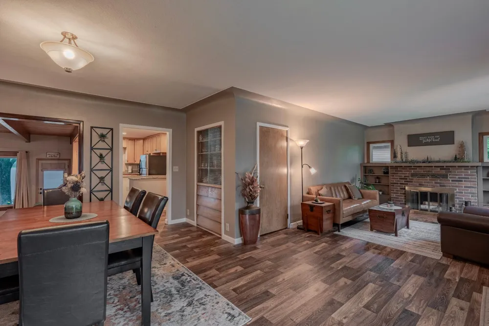 1019 Riverview Drive Little Falls, MN 56345