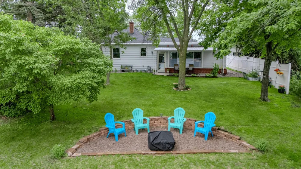 1019 Riverview Drive Little Falls, MN 56345