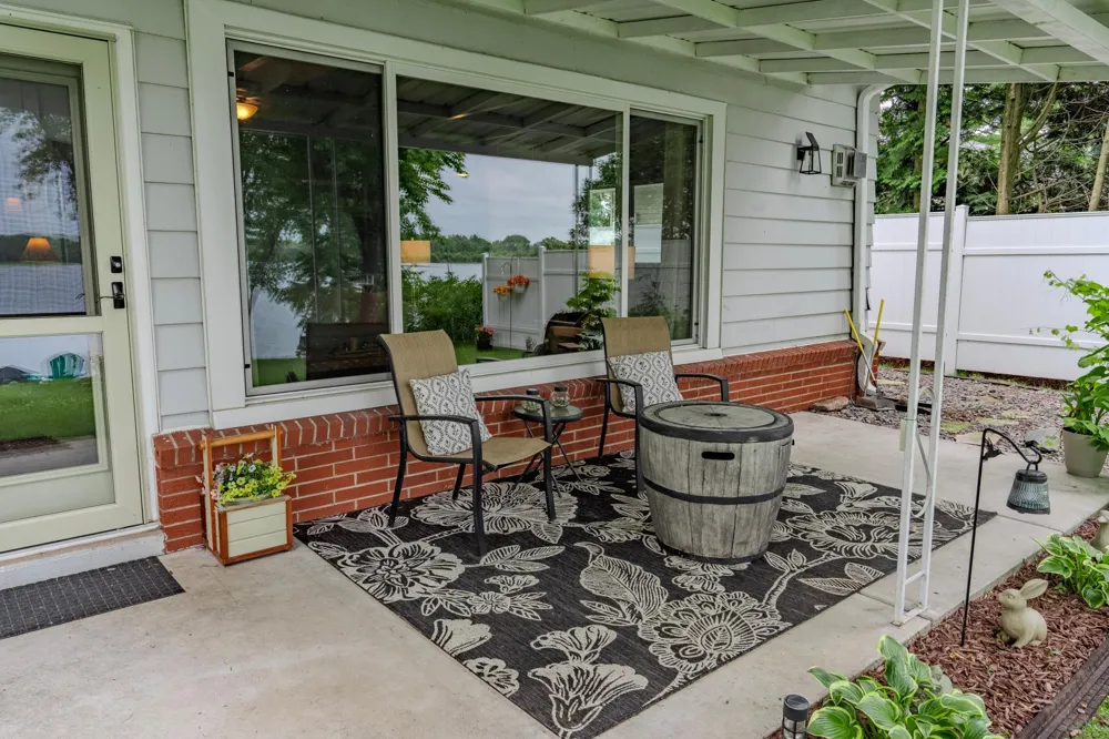 1019 Riverview Drive Little Falls, MN 56345