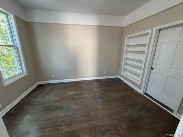 667 Morris Park Avenue Bronx, NY 10462