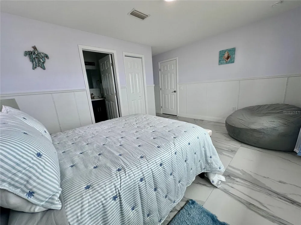 12000 W BAYSHORE DRIVE Crystal River, FL 34429