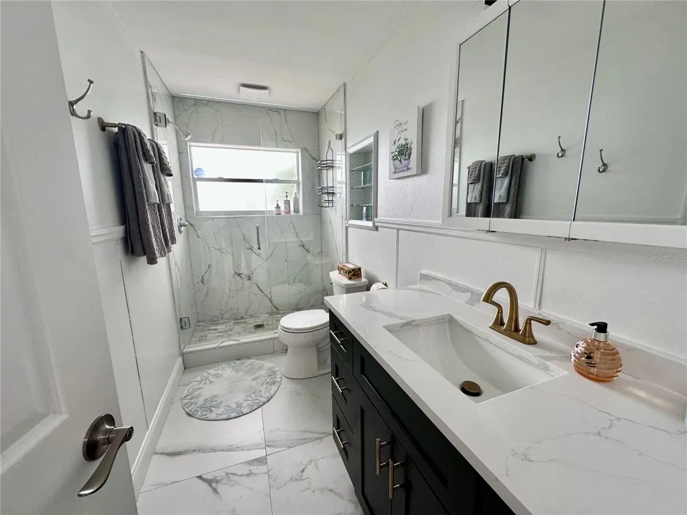 12000 W BAYSHORE DRIVE Crystal River, FL 34429