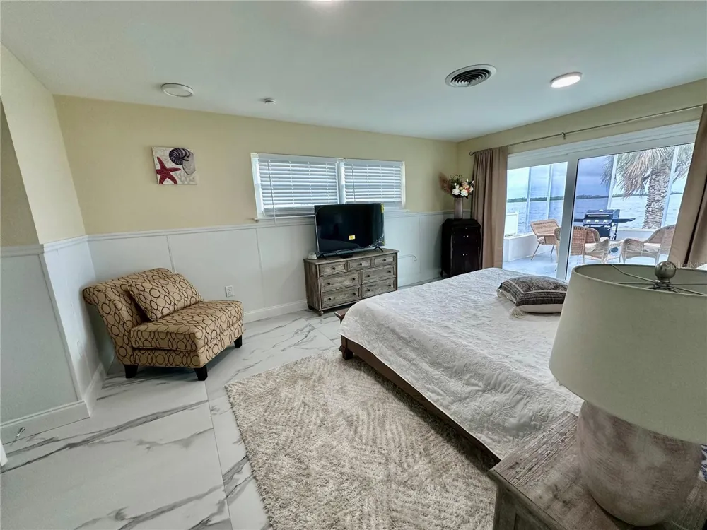 12000 W BAYSHORE DRIVE Crystal River, FL 34429