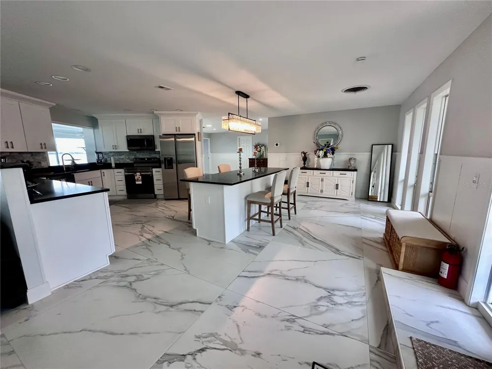 12000 W BAYSHORE DRIVE Crystal River, FL 34429