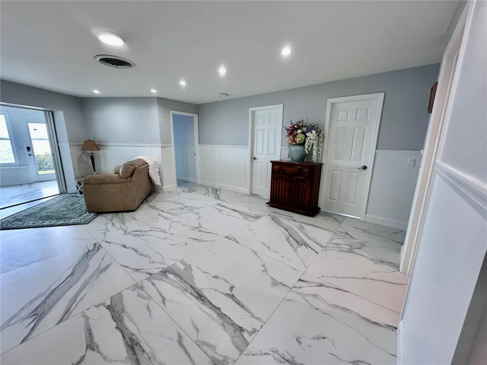 12000 W BAYSHORE DRIVE Crystal River, FL 34429