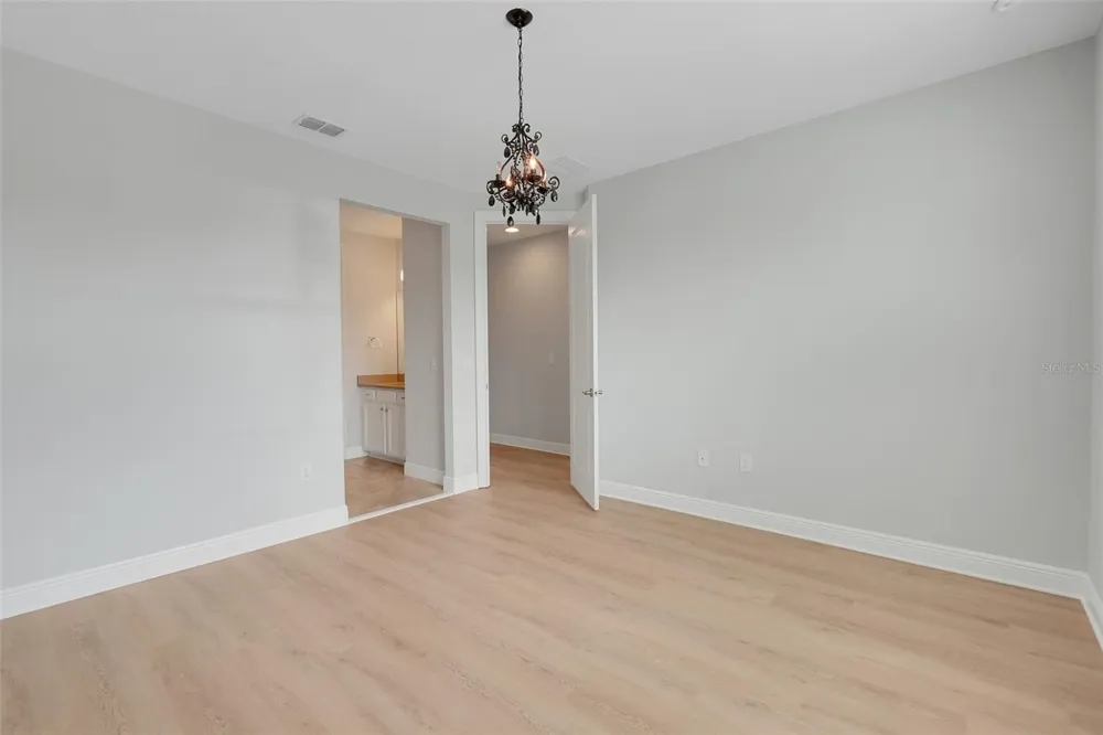 7920 CHILTON DRIVE Orlando, FL 32836