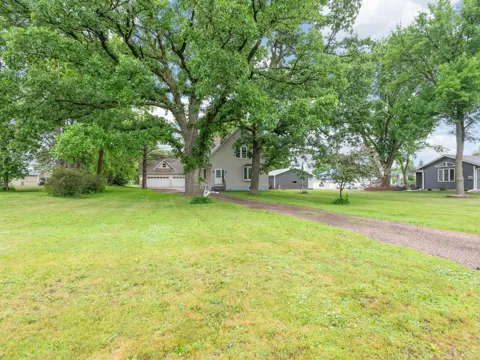 506 3rd Street SW