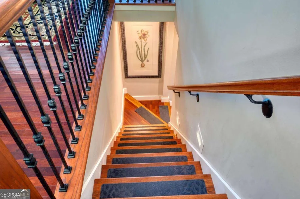 276 Lancelot LOOP Clayton, GA 30525