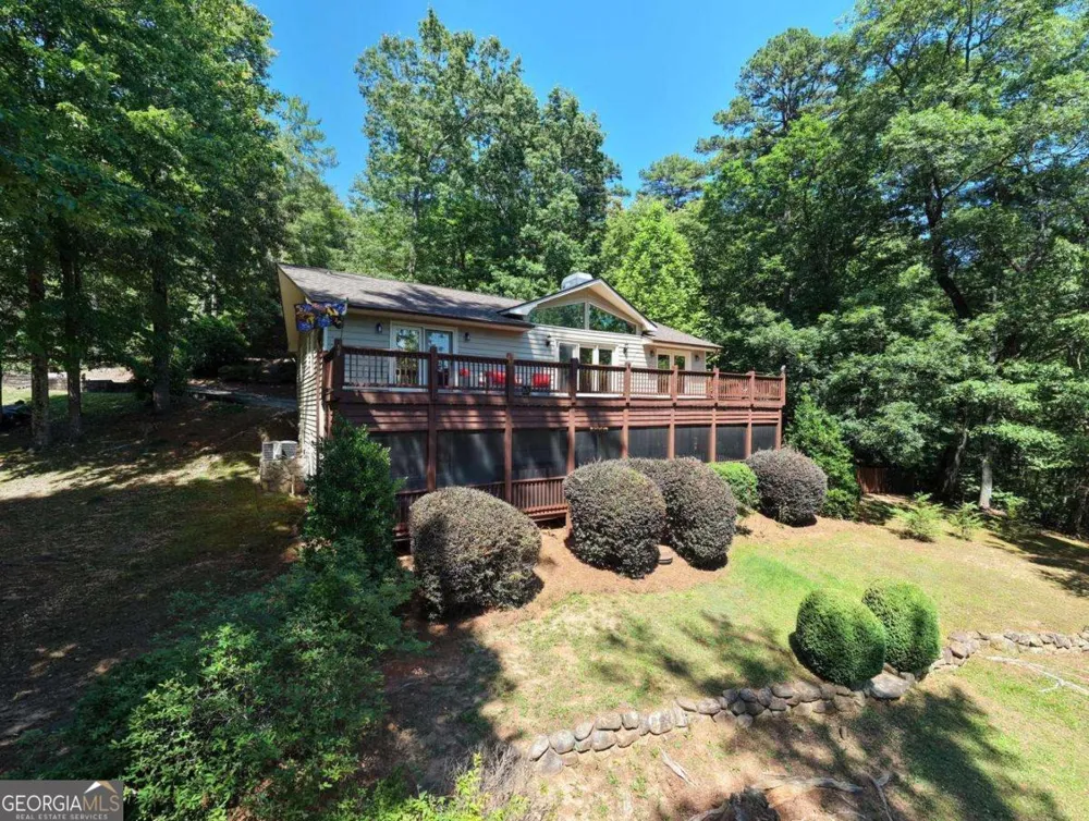 276 Lancelot LOOP Clayton, GA 30525
