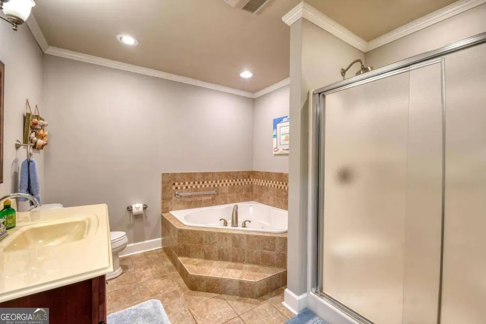 276 Lancelot LOOP Clayton, GA 30525