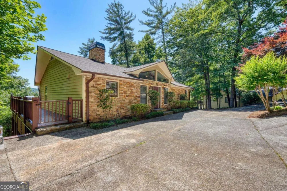 276 Lancelot LOOP Clayton, GA 30525