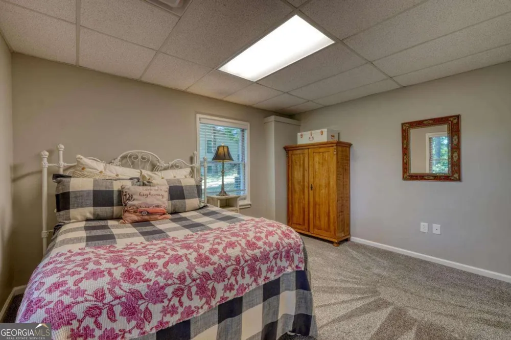 276 Lancelot LOOP Clayton, GA 30525
