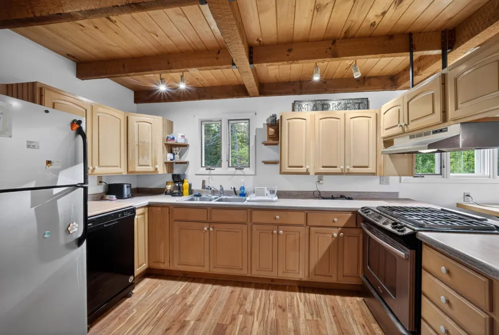6745 Riverside Drive Finland, MN 55603