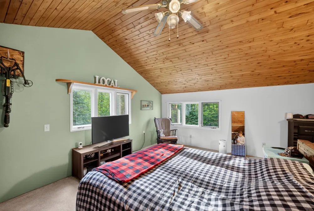 6745 Riverside Drive Finland, MN 55603