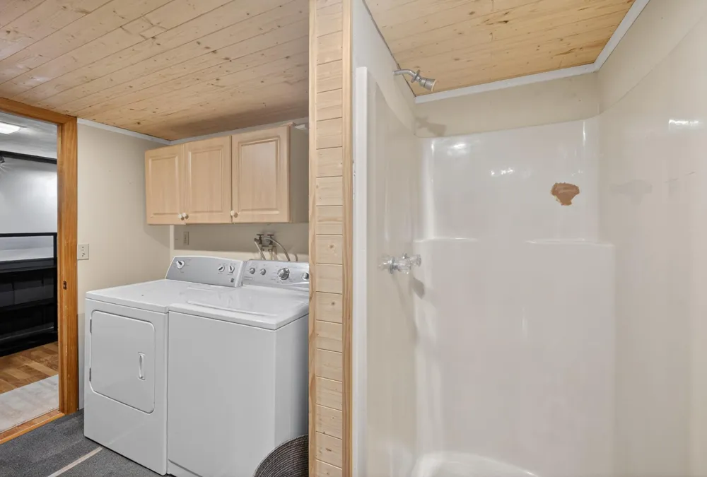 6745 Riverside Drive Finland, MN 55603