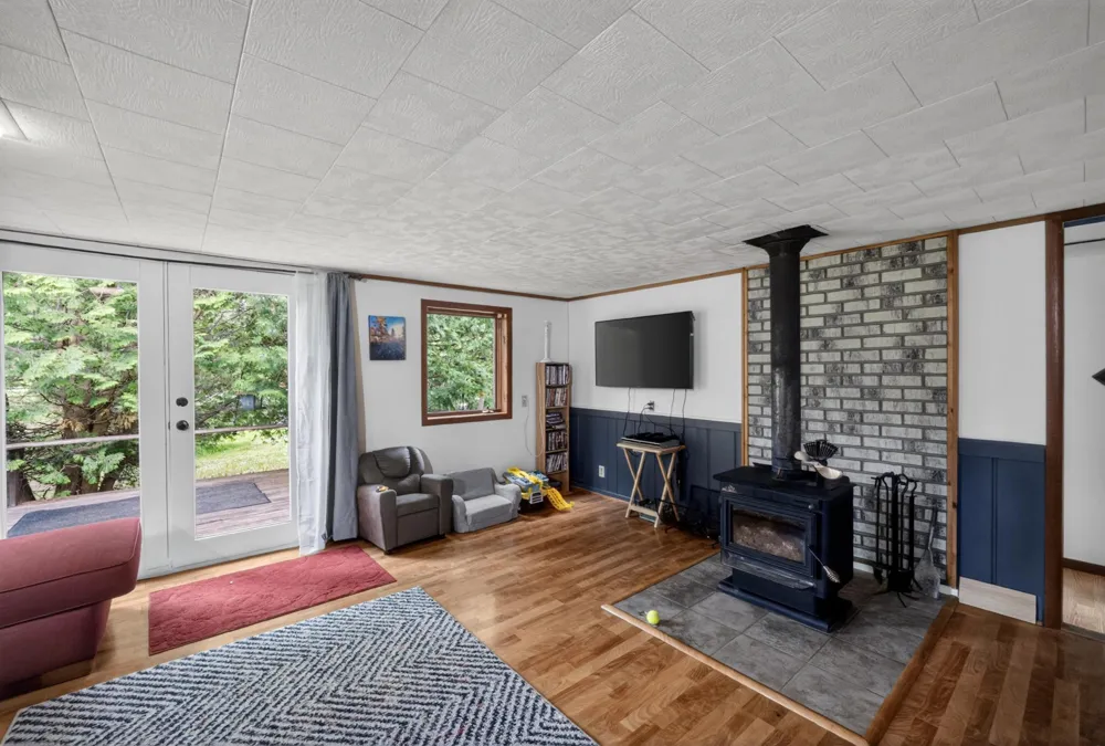 6745 Riverside Drive Finland, MN 55603