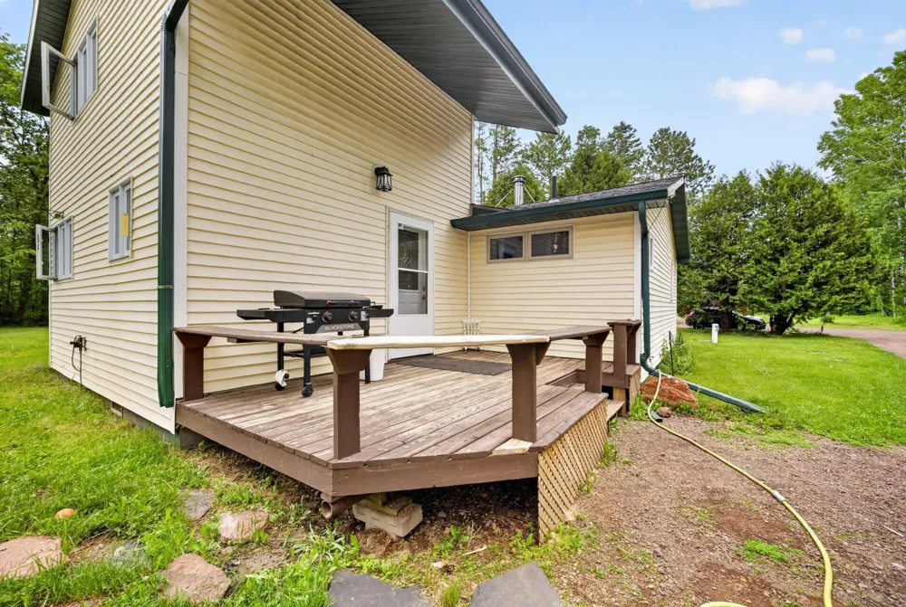 6745 Riverside Drive Finland, MN 55603