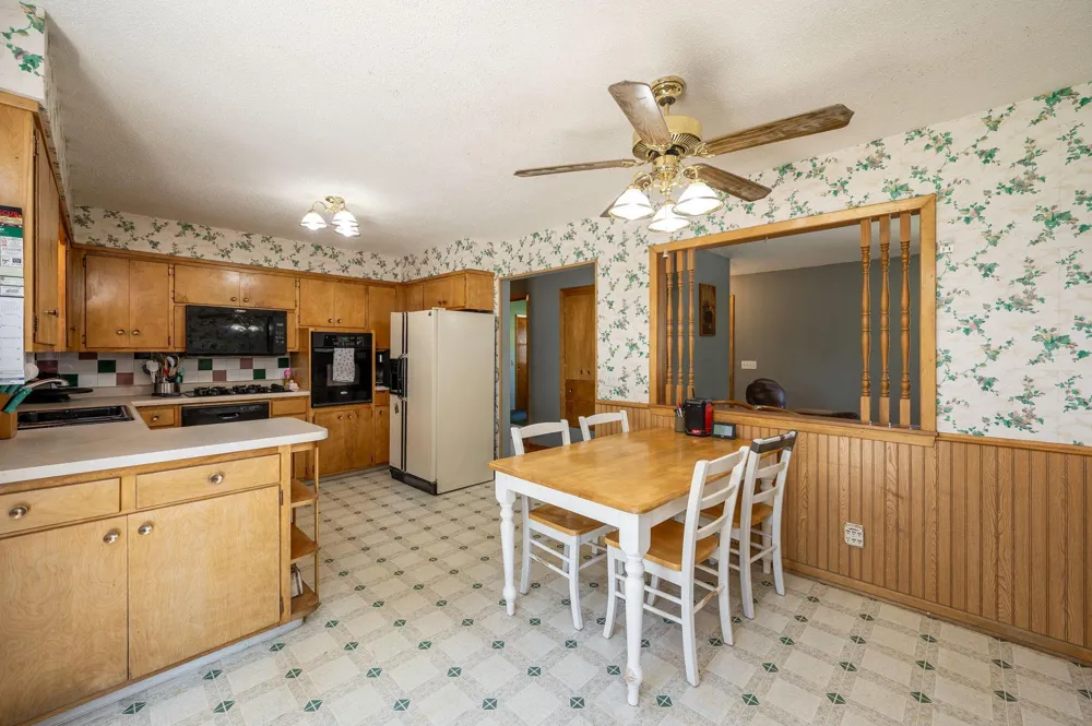 305 Maywood Avenue Eagle Lake, MN 56024