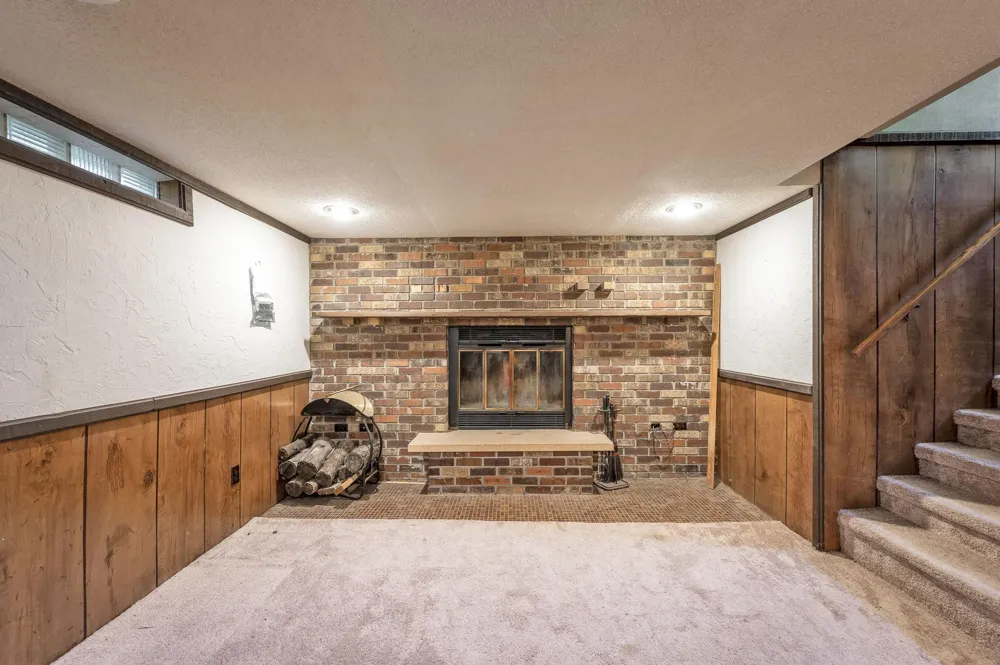 305 Maywood Avenue Eagle Lake, MN 56024