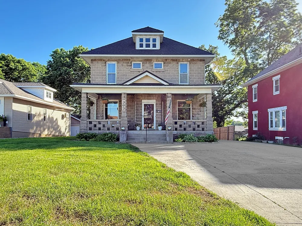 303 Lake Avenue Fairmont, MN 56031