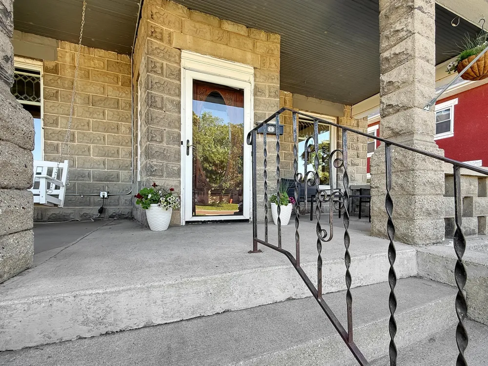 303 Lake Avenue Fairmont, MN 56031
