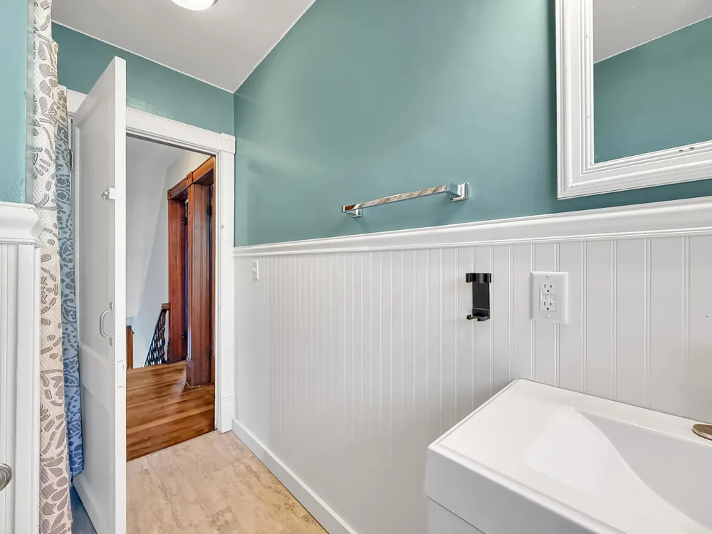 303 Lake Avenue Fairmont, MN 56031