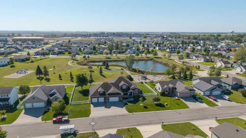 1007 6 AVENUE NE Dilworth, MN 56529