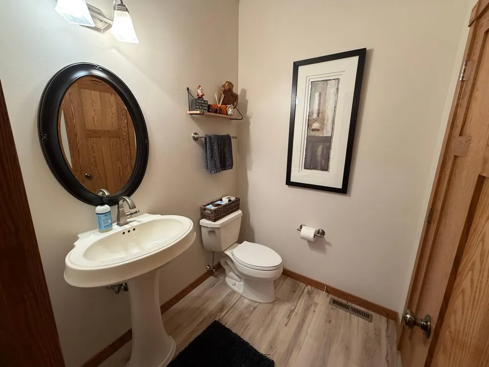 1007 6 AVENUE NE Dilworth, MN 56529
