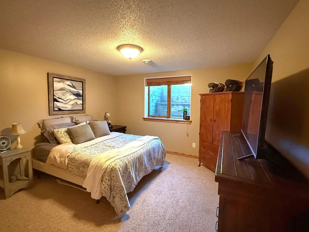 1007 6 AVENUE NE Dilworth, MN 56529