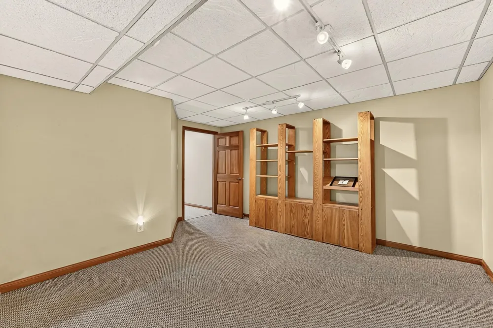 931 Pine Court NE Pine Island, MN 55963