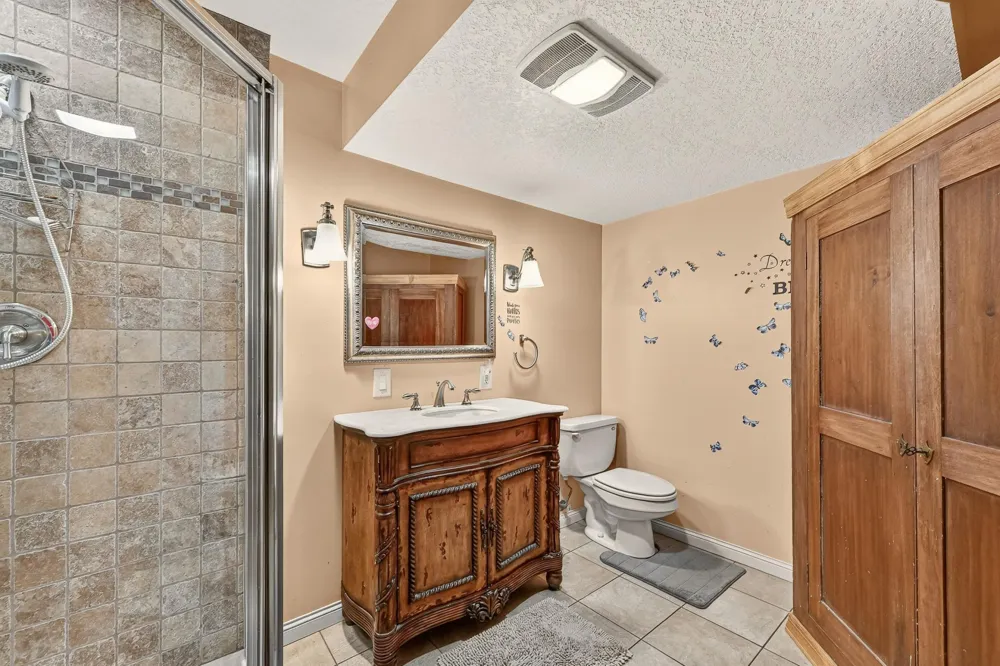 931 Pine Court NE Pine Island, MN 55963